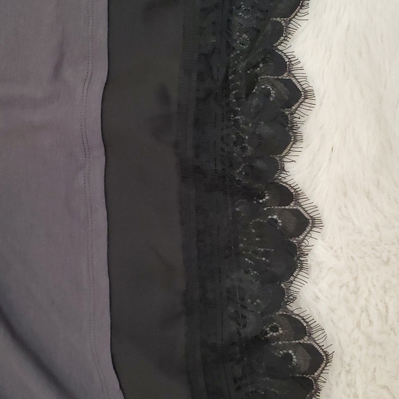 Always On Tour Lace Fringe Band Tee Tunic NWOT - Picture 6 of 7